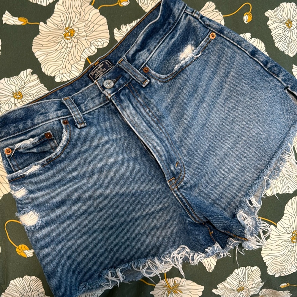 Abercrombie shorts